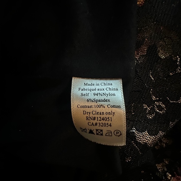 The Odells Floral Lace Top| Sz M - Picture 11 of 11